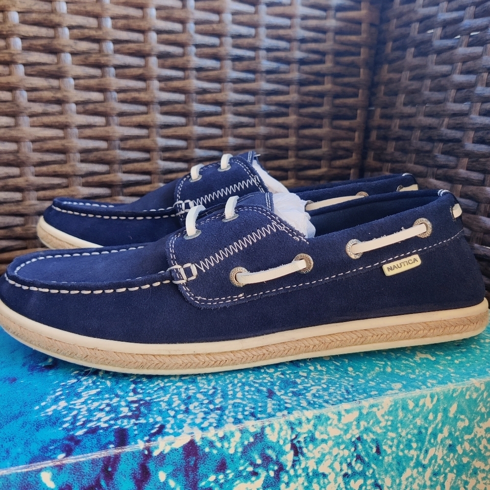 Náutica Suede Boat  shoe NM266F Color Navy/Blue